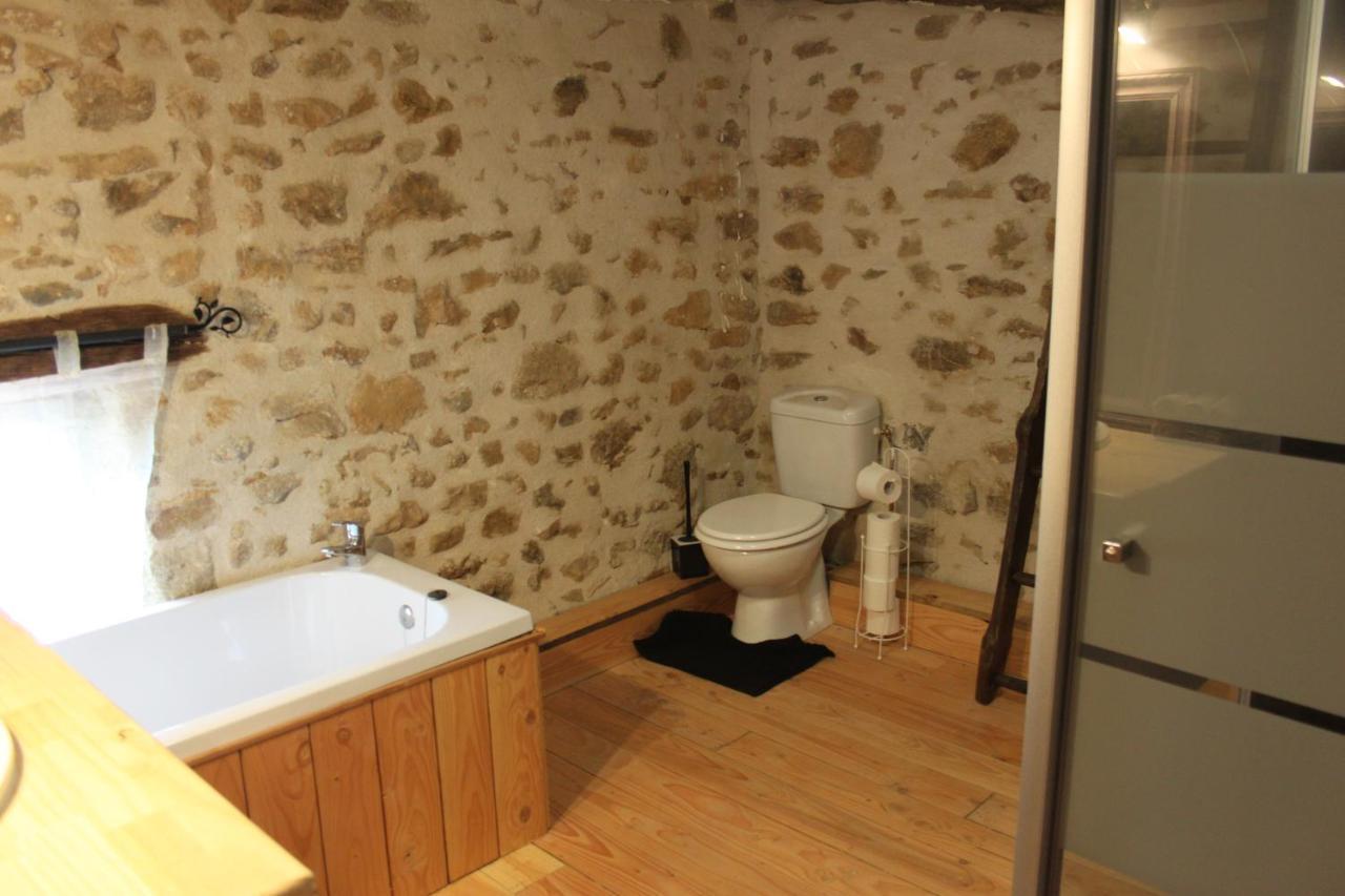 Gite La Pimparola Villa Nouic Dış mekan fotoğraf